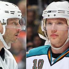 Mark Streit Award und Christian Ehrhoff Trophy