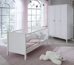 Heute zeige ich euch wie mein wickeltisch aufgebaut ist.danke fürs zusehen! Babyzimmer Dario Babybetten Babyzimmer Wickeltisch