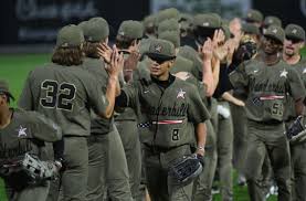 Den vanderbilt commodores baseball hold er en amerikansk national collegiate athletic association (ncaa) kollegium baseball hold, og den regerende division i national mester. Ncaa Baseball Tournament Vanderbilt Vs East Carolina Schedule Tv Channel Stream