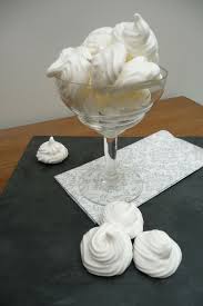 La Petite Meringue A La Francaise Inratable Meringue Petite Meringue Recette