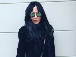 Mehr als in diesem film gibt es die schauspielerin simone thomalla. Simone Thomalla Schockt Mit Neuem Look