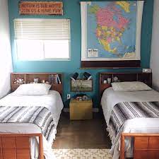 Easy, affordable decorating strategies help solve your kids bedroom design challenges. 25 Ideas For Designing Shared Kids Rooms