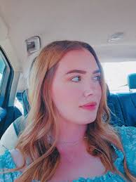 Alicia Lowman's Instagram, Twitter & Facebook