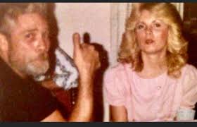 The Waltons♡ years of laughter, joy, and sometimes tears! Sadly grandpa and  grandma walton and father John have all passed ! Jason missing from photo,  he lives in England!