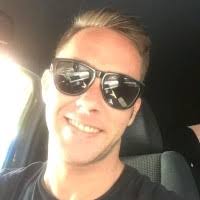 20+ perfiles de «Jon Tapia»