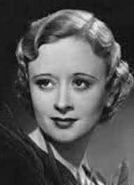 厄休拉·杰尼斯介绍_图片_作品-猫眼电影