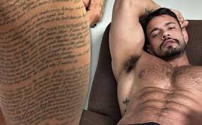 OnlyFans porn star Alejo Ospinas huge Taylor Swift tattoo