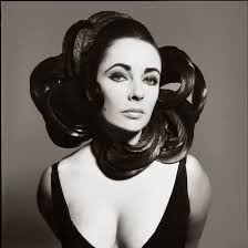 In this 50s hairstyle, grace kelly wore sophisticated waves. Elizabeth Taylor Hair Idol Hair Romance