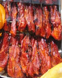 Selebihnya cukup dikukus dan siapkan waktu juga untuk membuat bumbu kacangnya yang enak. Char Siu Wikipedia
