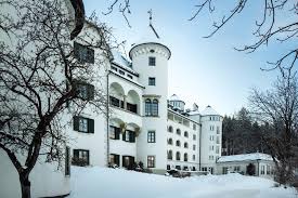 Das schloss pichlarn empfängt sie als ihr kraftplatz für gesundheit, golf und genuss mit wellnessbereich, golfplatz und exzellenter kulinarik. Schloss Pichlarn Aigen Im Ennstal Updated 2020 Prices