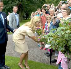 Prinzessin adrienne, prinz nicolas und prinzessin leonore von schweden. Prinzessin Madeleine Nach Aussen Schweigen Nach Innen Heucheln Welt