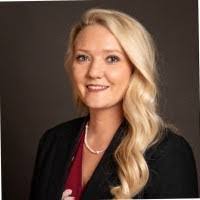 Amber Clary's Instagram, Twitter & Facebook