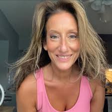 Are "The Fourth Monkey" and "The Fifth to Die" worth reading?