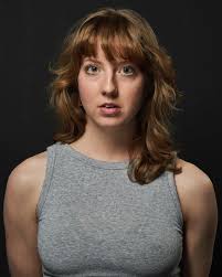 Had my Chicago debut & first lead in a Shakespeare play and it all  happened…. in the back of a bar? This month with @oldeschoolshakes. Stabbed  and got stabbed and was very