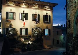Banca Popolare Di Lajatico Renovation And Restoration Central Bank Architecture Plan And Interior Design Art Decor And Furnitu House Styles Hotel Mansions