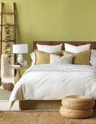 A happy couple deserves a romantic bedroom that can make them so deeply in love. 11 Of The Best Romantic Bedroom Colors Broken Down By Shade Tone The Sleep Judge