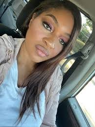 Nicole Ruff's Instagram, Twitter & Facebook