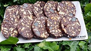 500g biscuiti de post, 500g rahat, 100g stafide, 30ml rom, 1 cana apa, 125g margarina vegetala, 50g cacao, 100g nuca de cocos. Salam De Biscuiti Reteta Veche Pas Cu Pas Gina Bradea English Subtitles Youtube