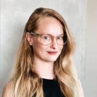 Tara Wingate's Instagram, Twitter & Facebook