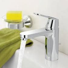 Grohe Euro Keramik Set Waschtisch 60 Cm Mit Eurosmart Cosmopolitan Armatur Und Montagezubehor 39642000 Reuter