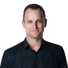 Andrew Mcmillen's Instagram, Twitter & Facebook