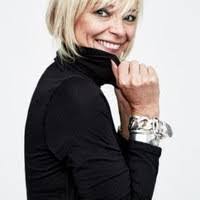 Avril Graham's Instagram, Twitter & Facebook