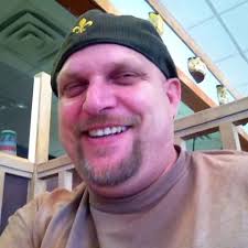 Jesse Sloan's Instagram, Twitter & Facebook