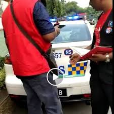 Adakah anda memerlukan pinjaman cepat dengan kadar faedah yang relatif rendah serendah 2% ?, cari lagi kerana linda moore firma pinjaman menawarkan pinjaman perniagaan, pinjaman peribadi, pinjaman rumah, pinjaman kereta, pinjaman pelajar, pinjaman penyatuan hutang e.t.c. Menahan Dan Memeriksa Kereta Polis Adalah Satu Kebiadapan Melampau