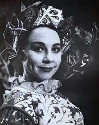 An Accomplished Lyric Soprano. Sara Davies writes about her late mother,  the British soprano Margaret Neville