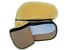 Hier sehen sie den unterschied zwischen den mattes westernpads und den mattes rio pecos westernpads. Pferdeladen Online De Mattes Rio Pecos Correction Westernpad Lammfellpaneele