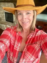 Taylor Brannon's Instagram, Twitter & Facebook