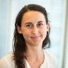 Miranda Murray's Instagram, Twitter & Facebook