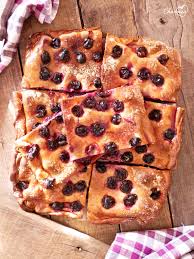 Pasta di pane, uva nera o fragola. Schiacciata All Uva Fragola Mattia Guido Alla Scoperta Della Bellezza
