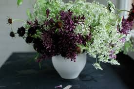 Wedding bouquets with dahlias in white. Queen Anne S Lace Wedding Flowers
