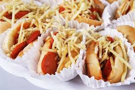 Calculo De Mini Cachorro Quente Para Festa Infantil 10 Dicas Para Fazer Uma Festa Sem Doces Lanches Para Festa Comidas Para Festas Infantis Lanches Para Festa Infantil