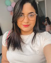 ❥ 𝗟𝗮𝗿𝗶𝘀𝘀𝗮𝗖.