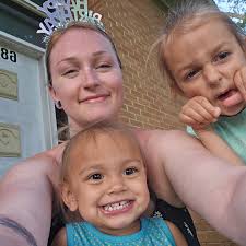 Belle Lowe (@belle.lowe.9) • Facebook