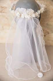 Pin By Amoricci On Primera Comunion Ivory Bridal Veil Ivory Bridal First Communion Dresses