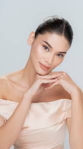 𝐑𝐞𝐚𝐥 𝐩𝐨𝐰𝐞𝐫 𝐨𝐟 𝐰𝐞𝐥𝐥𝐧𝐞𝐬𝐬 𝐨𝐧 𝐭𝐡𝐞 𝐬𝐤𝐲𝐥𝐢𝐧𝐞! 🌸✨  Take a closer look at @jasmine.dscales now embracing the #PowerWithin along  𝐂𝟓 𝐑𝐨𝐚𝐝 𝐊𝐚𝐥𝐚𝐲𝐚𝐚𝐧 and 𝐄𝐃𝐒𝐀 𝐏. 𝐓𝐮𝐚𝐳𝐨𝐧! This isn't  just a billboard—it's a