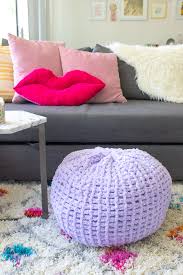 This pouf is so versatile! Easy Diy How To Finger Knit A Floor Pouf Club Crafted