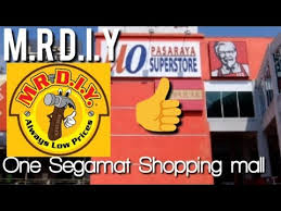 Formally a shopping mall called summit segamat which was abandoned and construction resumed in 2010 and estimated to be completed in 2011. Go To The Mr Diy One Segamat Vlog Youtube