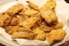 Alici fritte con cipollata in agrodolce (ricetta siciliana). Acciughe Fritte Pesce Azzurro Alici Fritte Ricetta Alici Fritte