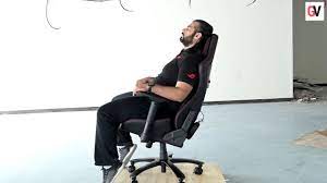 If asus republic of gamers isn't your thing i also saw many other chairs on the stand all of which come with a 5 year warranty and 10 year frame kitguru says: Features Of The Asus Rog Chariot Gaming Chair Asus Rog Chariot In Uae Youtube