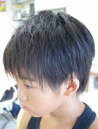 男の子に人気のツーブロック後ろだけのヘアスタイルカタログ15選 メンズ子供の襟足の刈り上げ注文方は サロンセブン かっこいい ヘア ヘアスタイル 髪型
