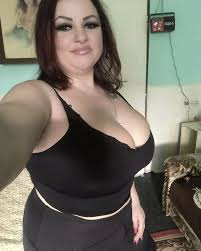 چرا خانمها فکرمکنن باسن گنده خوبه من اصلا حال نمیکنم