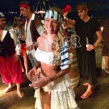 Check spelling or type a new query. Erietta Koyrkoyloy Deite Apokleistikes Fwtografies Apo To Megalo Party Gene8liwn Ths Sthn Antiparo Fthis Gr