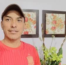 Adrian Rios updated his profile picture.