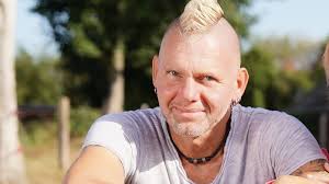 Rainer hingegen bekam einen korb noch vor der ankunft. Bauer Sucht Frau Todesdrama Weiss Nicht Ob Es Richtig War Derwesten De