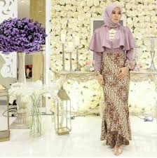 Baju muslim hijab 2018 baju muslim modern 2018 baju muslim wanita 2018 busana muslim modern 2018. Model Baju Batik Kombinasi Terbaru Dengan Desain Yang Modern