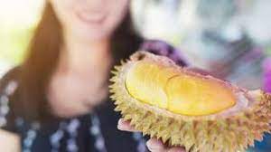 Jangan sampai puasa makan ya! Ibu Hamil Makan Durian Ini Manfaatnya Untuk Janin Dalam Kandungan